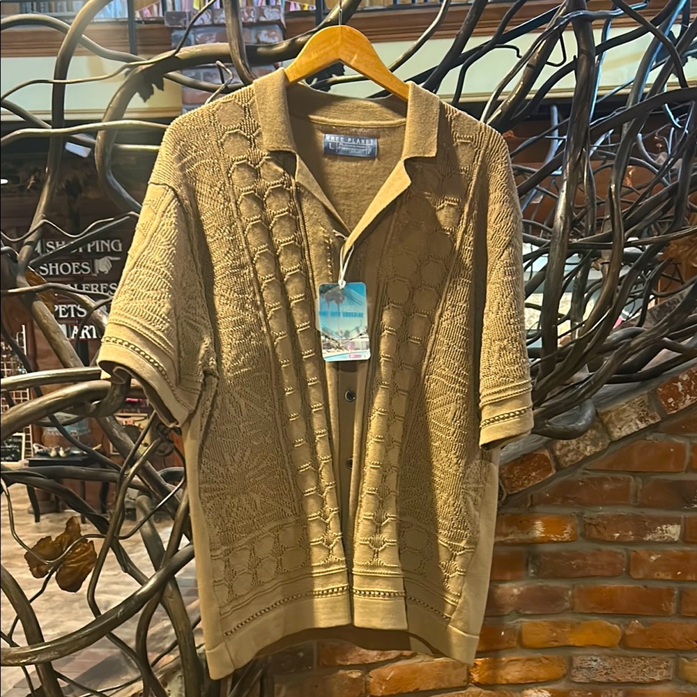 NWT Free Planet Men’s Brown Knit Sweater